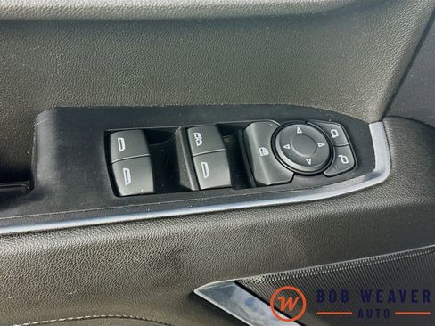 Used 2022 Chevrolet Silverado 1500 LT AWD/4WD image 23
