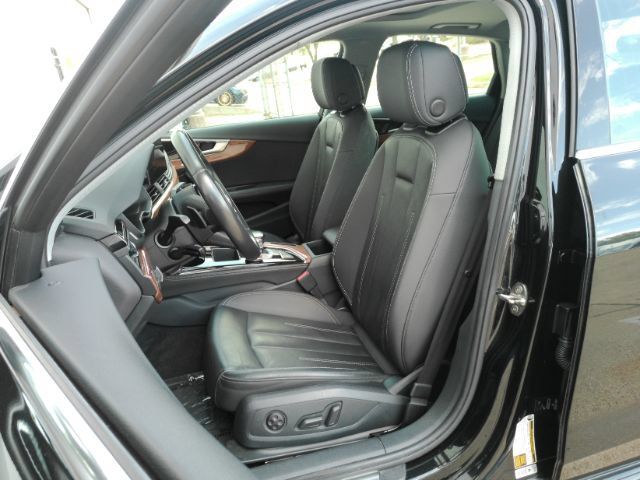 Used 2020 Audi A4 2.0T Premium Plus w/ Premium Plus Package FWD image 6