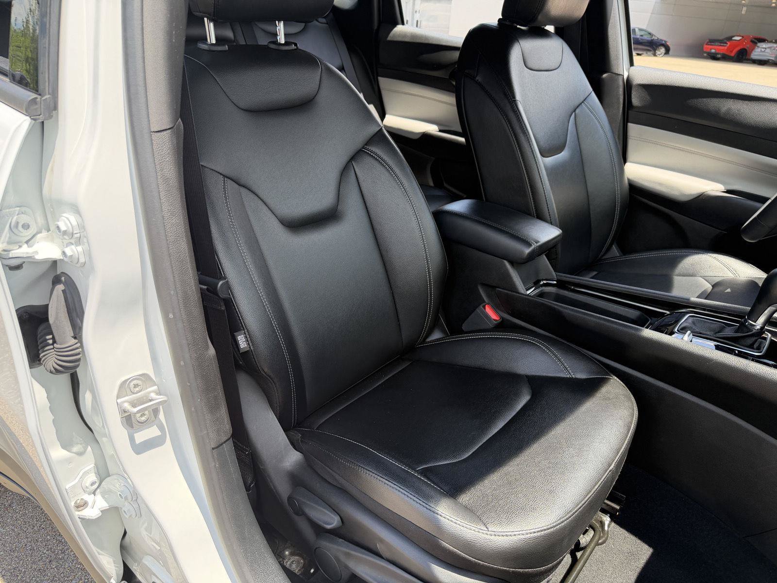 Certified 2025 Jeep Compass Limited AWD/4WD image 20