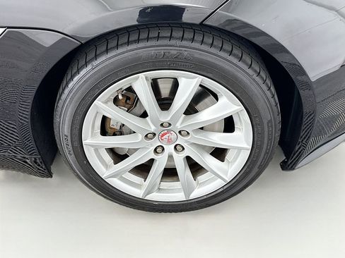 Used 2016 Jaguar F-TYPE Convertible image 25