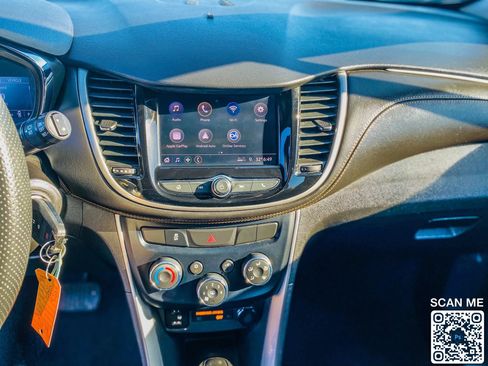 Used 2020 Chevrolet Trax LS image 20