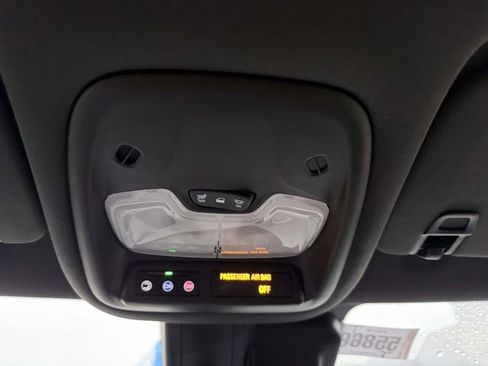 Certified 2024 Chevrolet TrailBlazer ACTIV w/ Convenience Package image 28