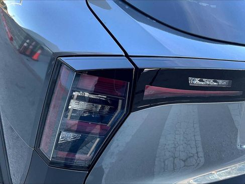 New 2026 Nissan Kicks SV image 12