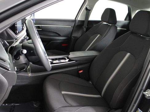Certified 2022 Hyundai Sonata SE w/ Cargo Package FWD image 20