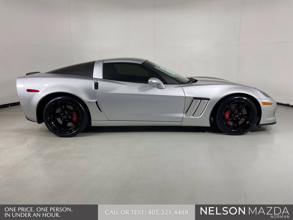 Used 2013 Chevrolet Corvette Grand Sport w/ 3LT Preferred Equipment Group RWD image 5