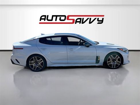 Used 2023 Kia Stinger GT2 image 8