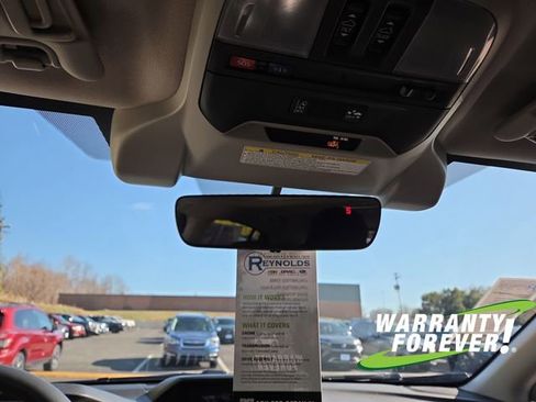 Used 2022 Subaru Crosstrek 2.0i Premium w/ Moonroof Package image 12