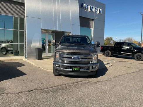 Used 2019 Ford F250 Lariat w/ Lariat Value Package image 8