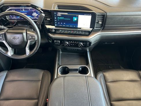 Used 2025 Chevrolet Silverado 2500 LT w/ Trail Boss Package AWD/4WD image 13