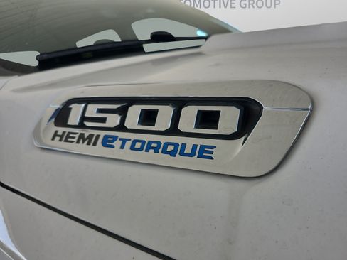 Used 2023 RAM 1500 Laramie AWD/4WD image 31