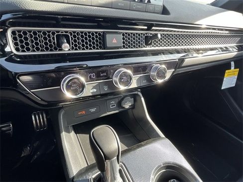 Used 2024 Honda Civic Sport image 26