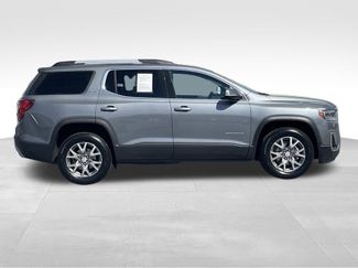 Used 2022 GMC Acadia SLT AWD/4WD video 2