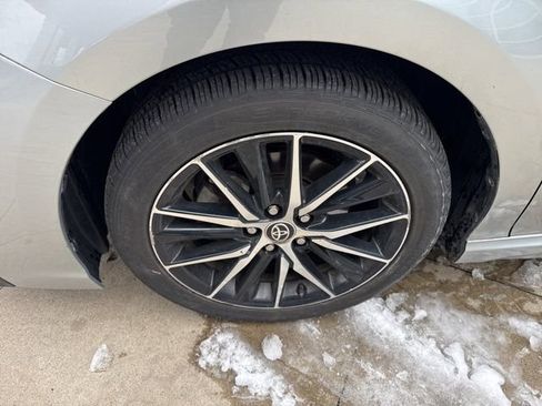 Used 2023 Toyota Camry SE image 11