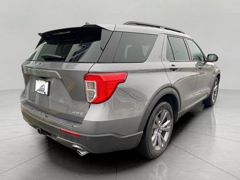 Certified 2023 Ford Explorer XLT w/ Equipment Group 202A image 5