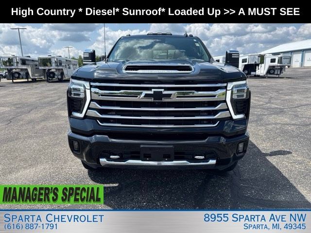 Used 2024 Chevrolet Silverado 2500 High Country AWD/4WD image 8