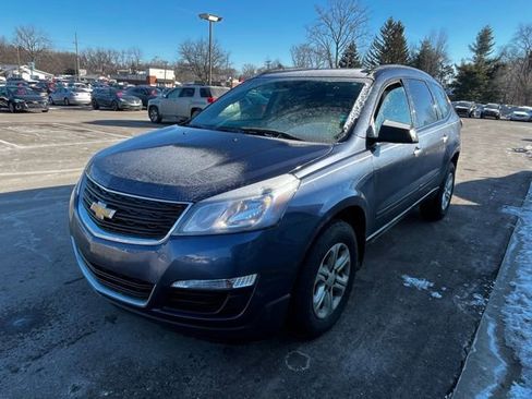 Used 2014 Chevrolet Traverse LS image 4