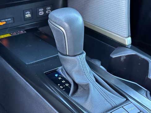 Used 2025 Toyota Camry SE w/ Convenience Package FWD image 17