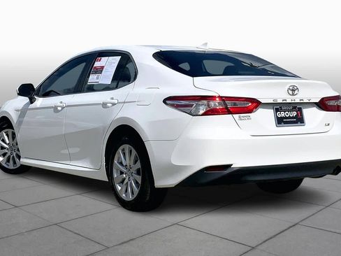 Used 2019 Toyota Camry LE image 12