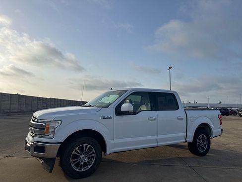 Used 2019 Ford F150 Lariat RWD image 9