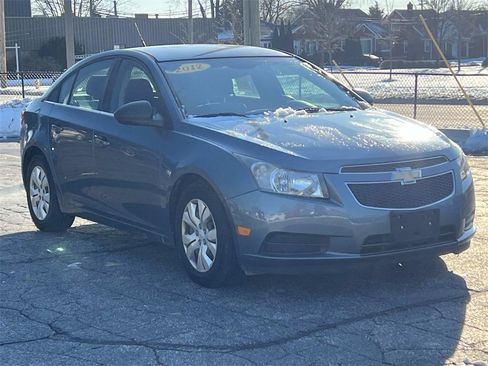 Used 2012 Chevrolet Cruze LS w/ Connectivity Package image 7