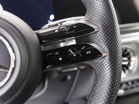 Used 2025 Mercedes-Benz G 550 image 13