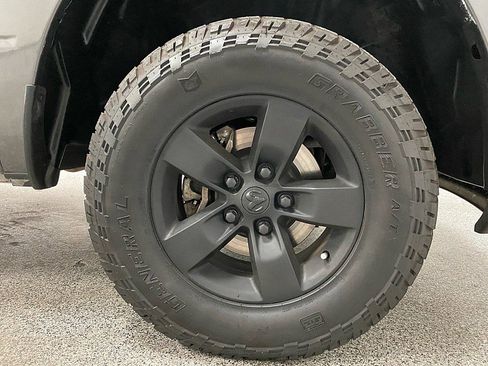 Used 2018 RAM 1500 Express image 26