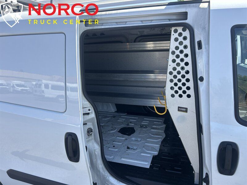 Used 2022 RAM ProMaster City Tradesman FWD image 11
