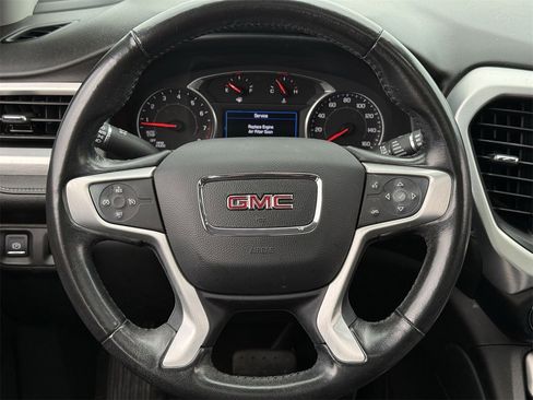 Used 2020 GMC Acadia SLE w/ Driver Convenience Package image 16