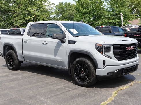 Used 2024 GMC Sierra 1500 Elevation AWD/4WD image 4