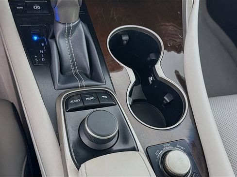 Used 2019 Lexus RX 350 FWD w/ Premium Package image 22