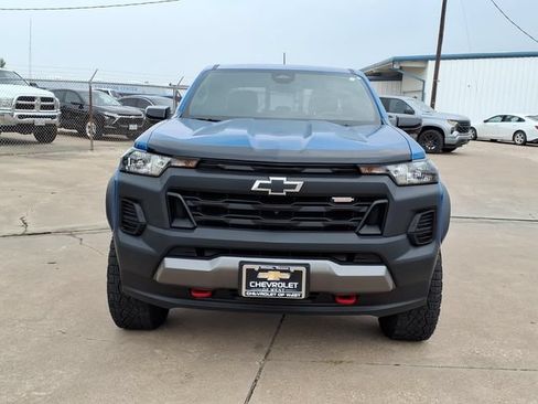 Used 2023 Chevrolet Colorado Trail Boss w/ Technology Package AWD/4WD image 2