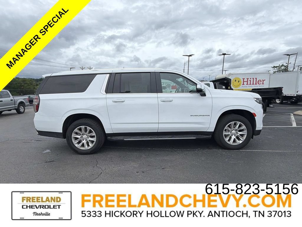 Used 2024 Chevrolet Suburban Premier AWD/4WD image 2