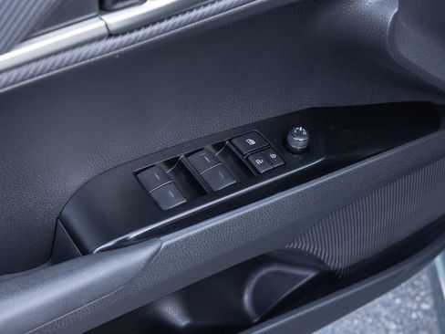 Certified 2025 Toyota Camry SE w/ Convenience Package FWD image 9
