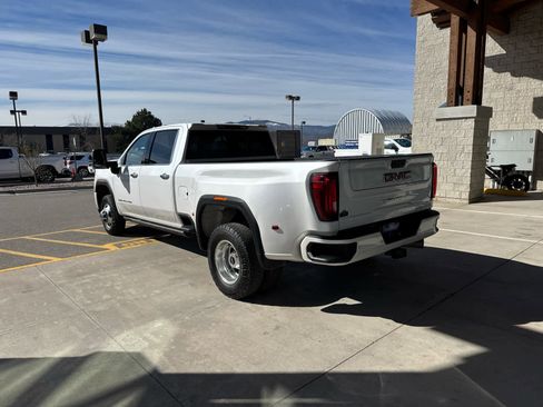 Used 2022 GMC Sierra 3500 Denali image 6