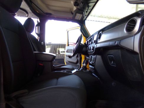 Used 2021 Jeep Wrangler Unlimited Sport AWD/4WD image 24