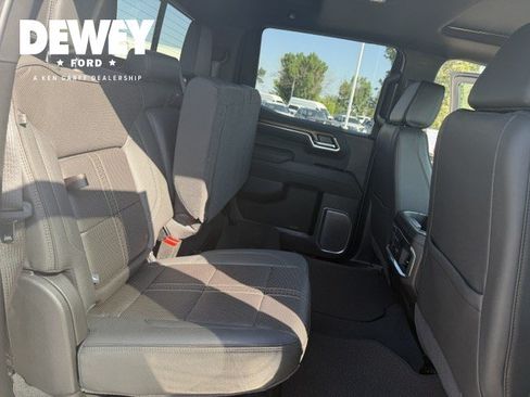 Used 2026 Chevrolet Silverado 1500 High Country w/ Technology Package AWD/4WD image 41
