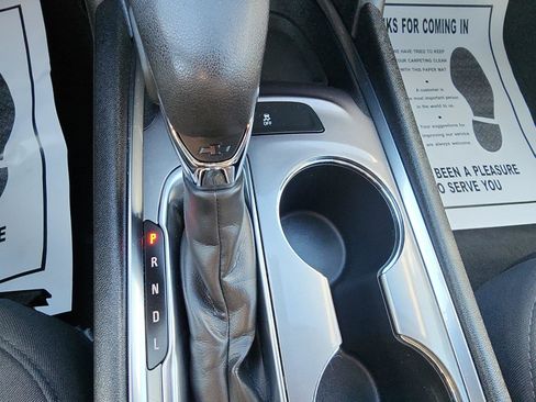 Used 2023 Chevrolet Malibu LT image 19