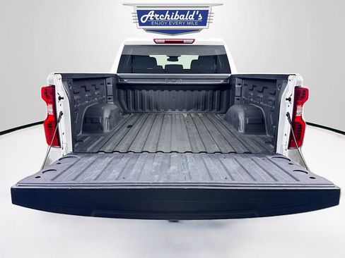 Used 2023 Chevrolet Silverado 1500 Custom image 20