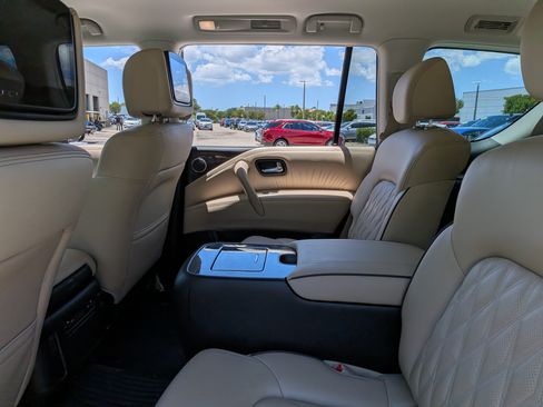 Used 2023 Nissan Armada Platinum w/ Captain's Chairs Package AWD/4WD image 15