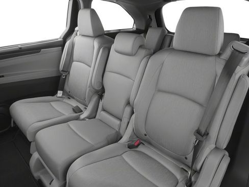 Used 2018 Honda Odyssey EX image 14
