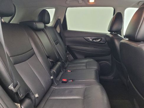 Used 2017 Nissan Rogue SL w/ SL Premium Package image 19