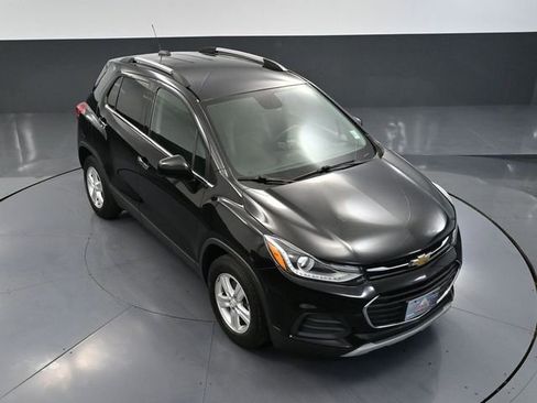 Used 2019 Chevrolet Trax LT w/ LT Convenience Package image 49