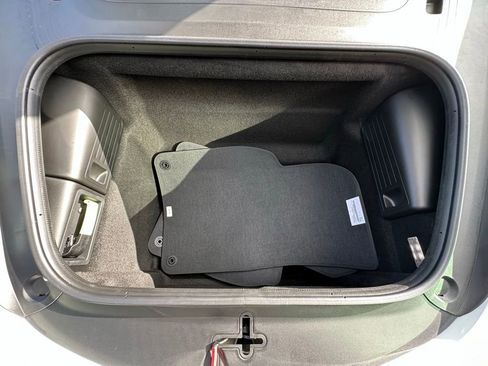 Used 2025 Porsche 718 Boxster S image 34