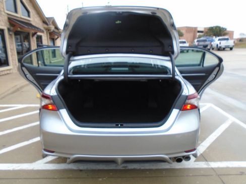 Used 2024 Toyota Camry SE image 23