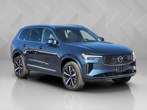 New 2026 Volvo XC90 B5 Core AWD/4WD image 8