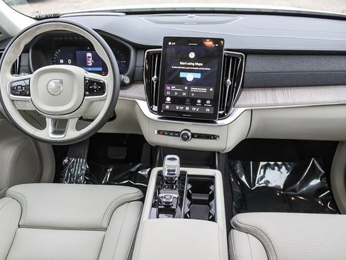New 2026 Volvo XC90 T8 Ultra w/ Protection Package Premier AWD/4WD image 15