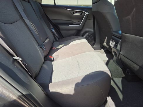 Used 2025 Toyota RAV4 XLE w/ Convenience Package FWD image 17