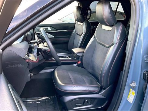 Used 2025 Ford Explorer ST w/ Sun And Sound Package image 24