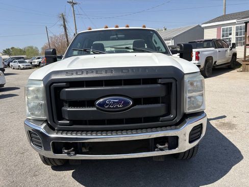 Used 2012 Ford F250 XL w/ PWR Equipment Group image 4