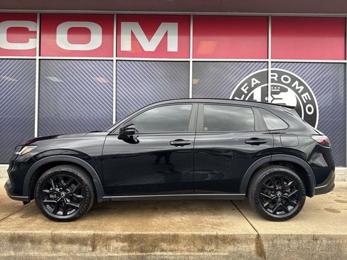 Used 2024 Honda HR-V Sport image 15